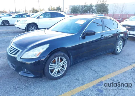 2013 Infiniti G37 Journey z USA, uszkodzony, nr VIN JN1CV6AP1DM306025